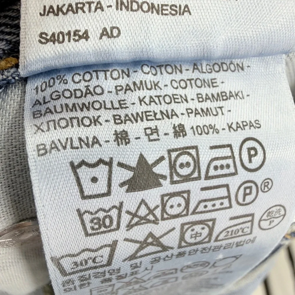 Levis levi 569